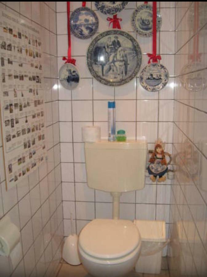 Apartment 17 *